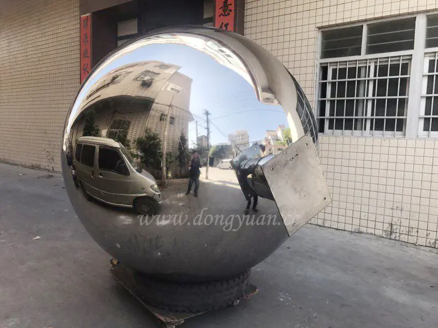 stainless steel sculpture in Russia