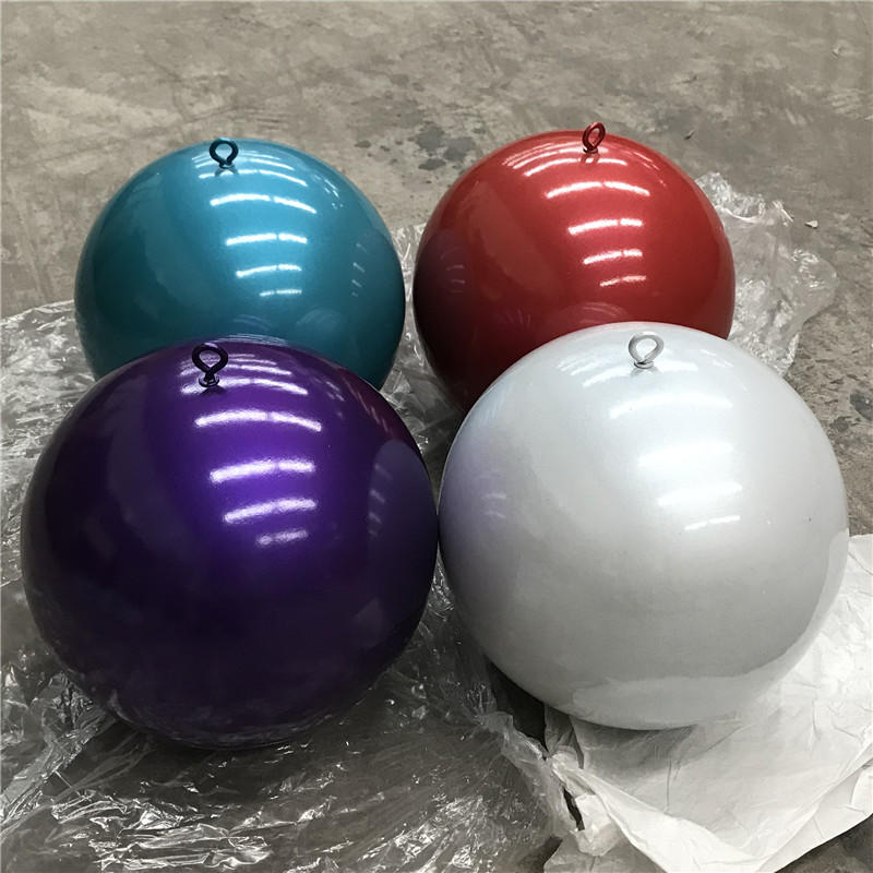chrismas coloured hollow balls
